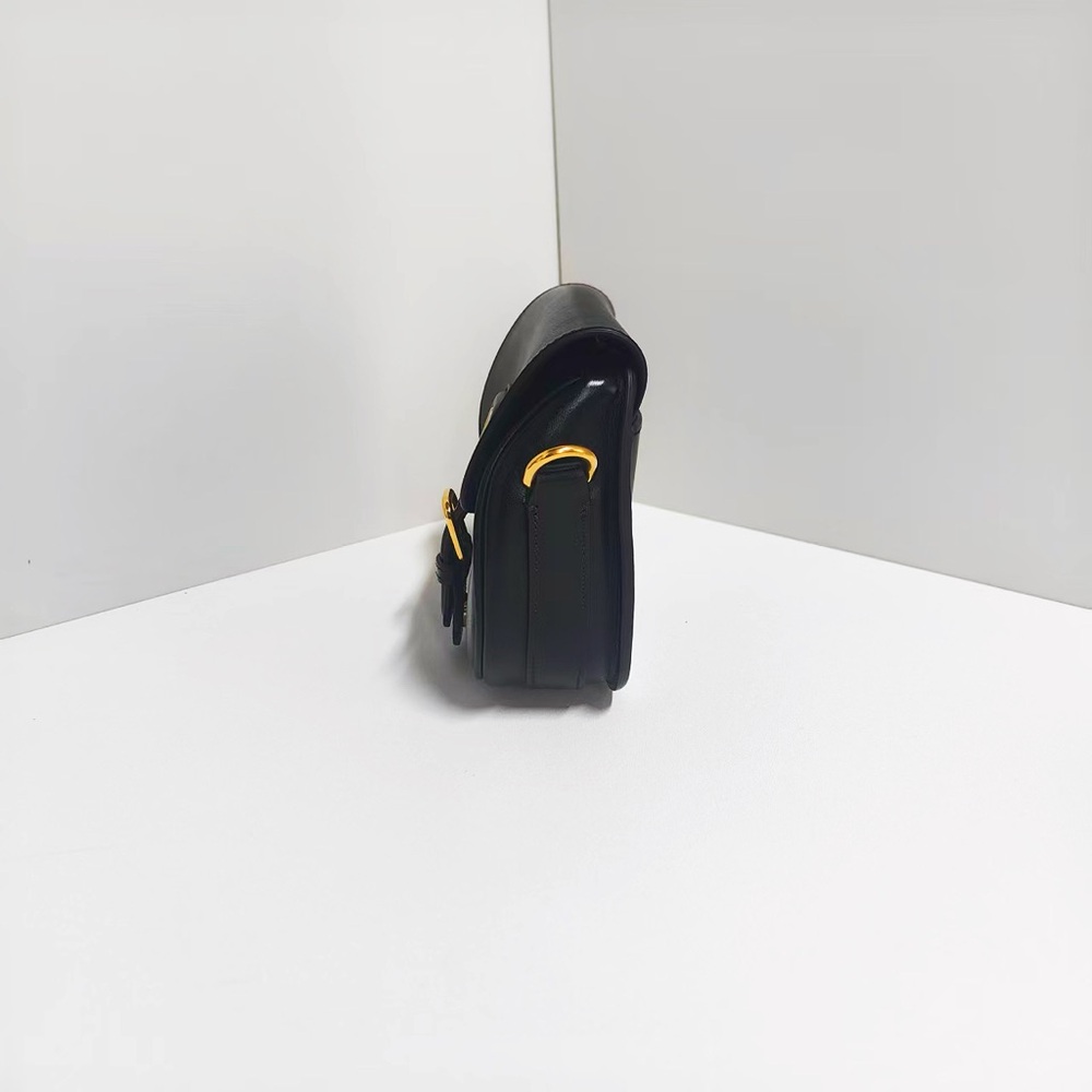Dior Black Smooth Leather Bobby East-West Bag - Picture 5 of 11